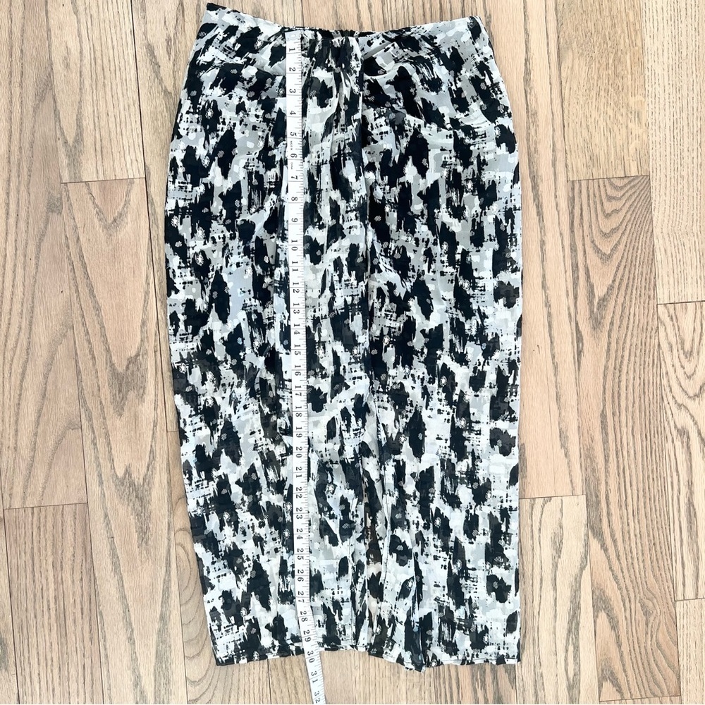 NWT Mango MNG Women’s Falda Floc Black and White Printed Midi Skirt Size Small - Picture 12 of 15